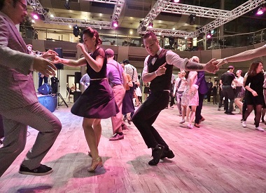Learn The Lindy Hop!